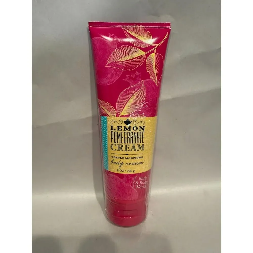 Bath and Body Works Bahamas Passionfruit & Banana Flower Body Cream